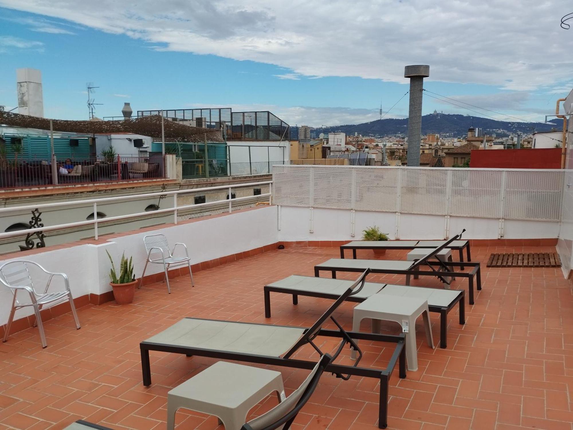 Hostal La Terrassa Barcelona Exteriör bild