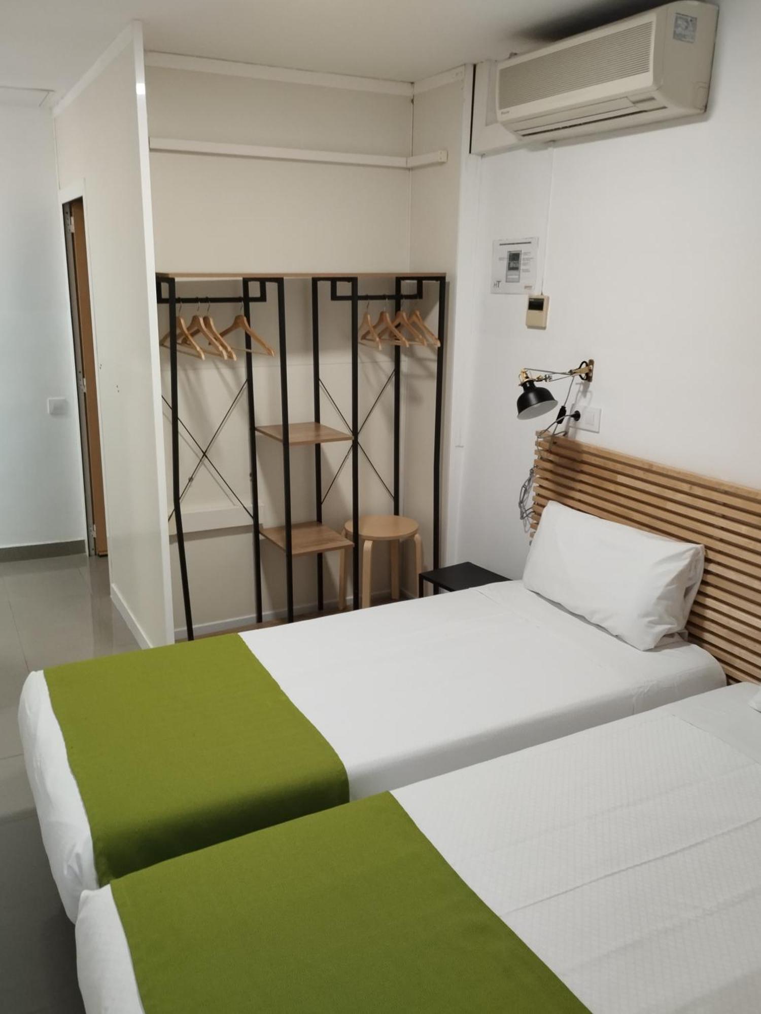 Hostal La Terrassa Barcelona Rum bild