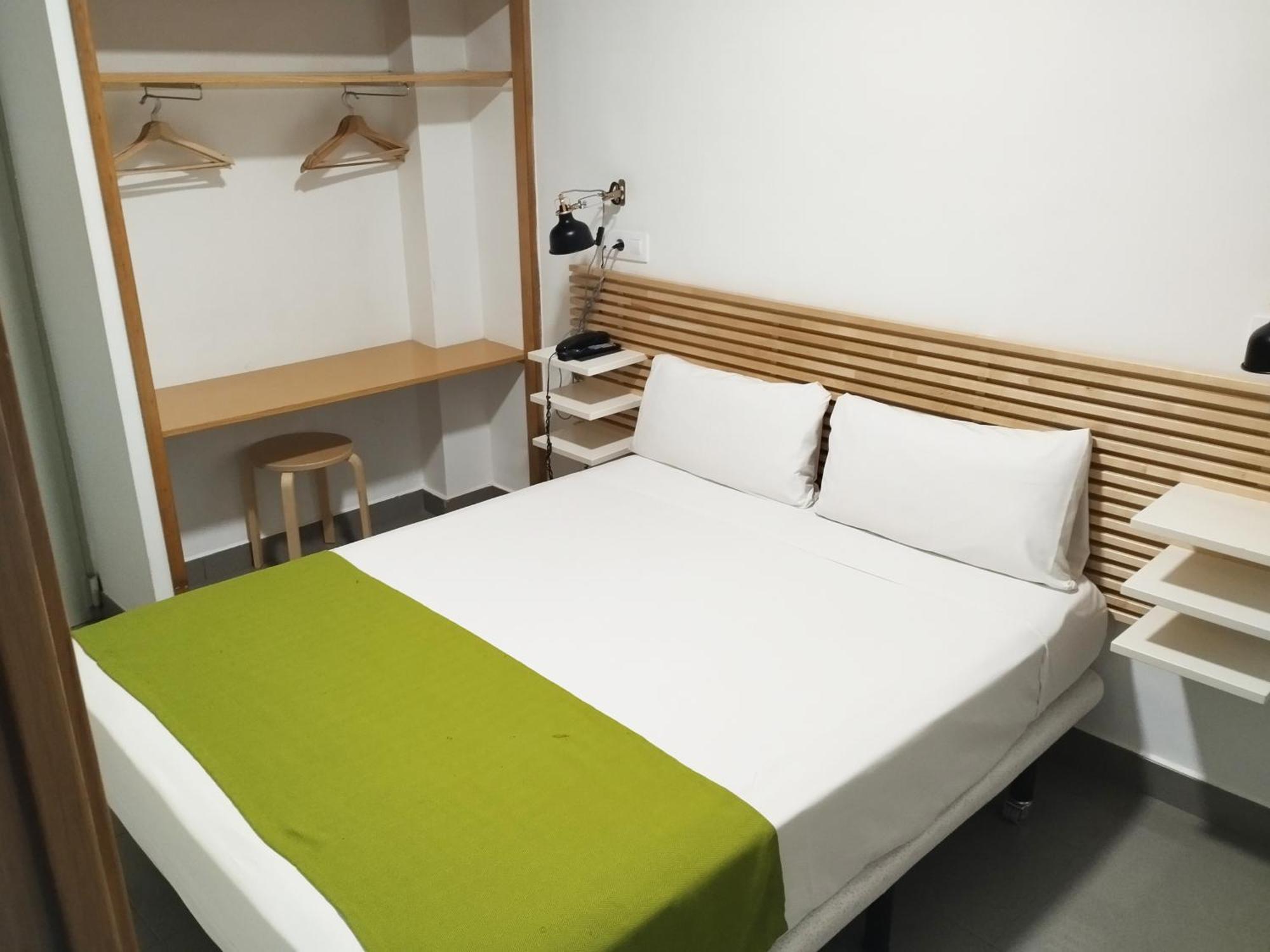 Hostal La Terrassa Barcelona Exteriör bild